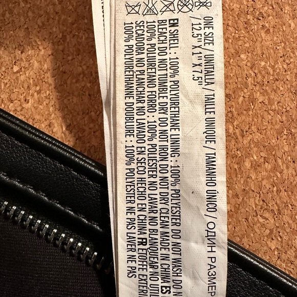 BLACK FOLDOVER CLUTCH - Picture 4 of 4